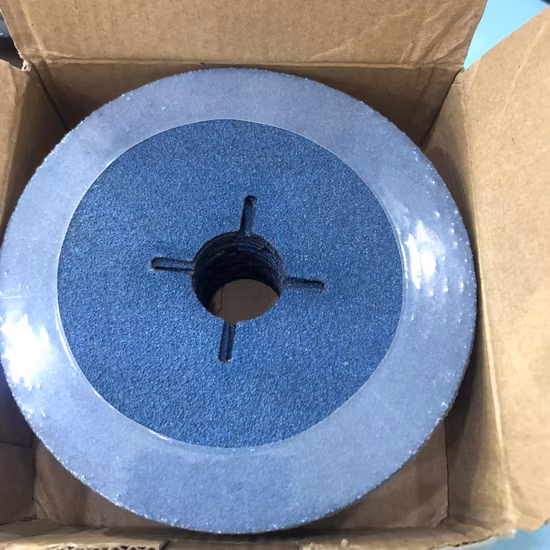 Disco de fibra gruesa de fibra abrasiva de pulido suministrado de fábrica